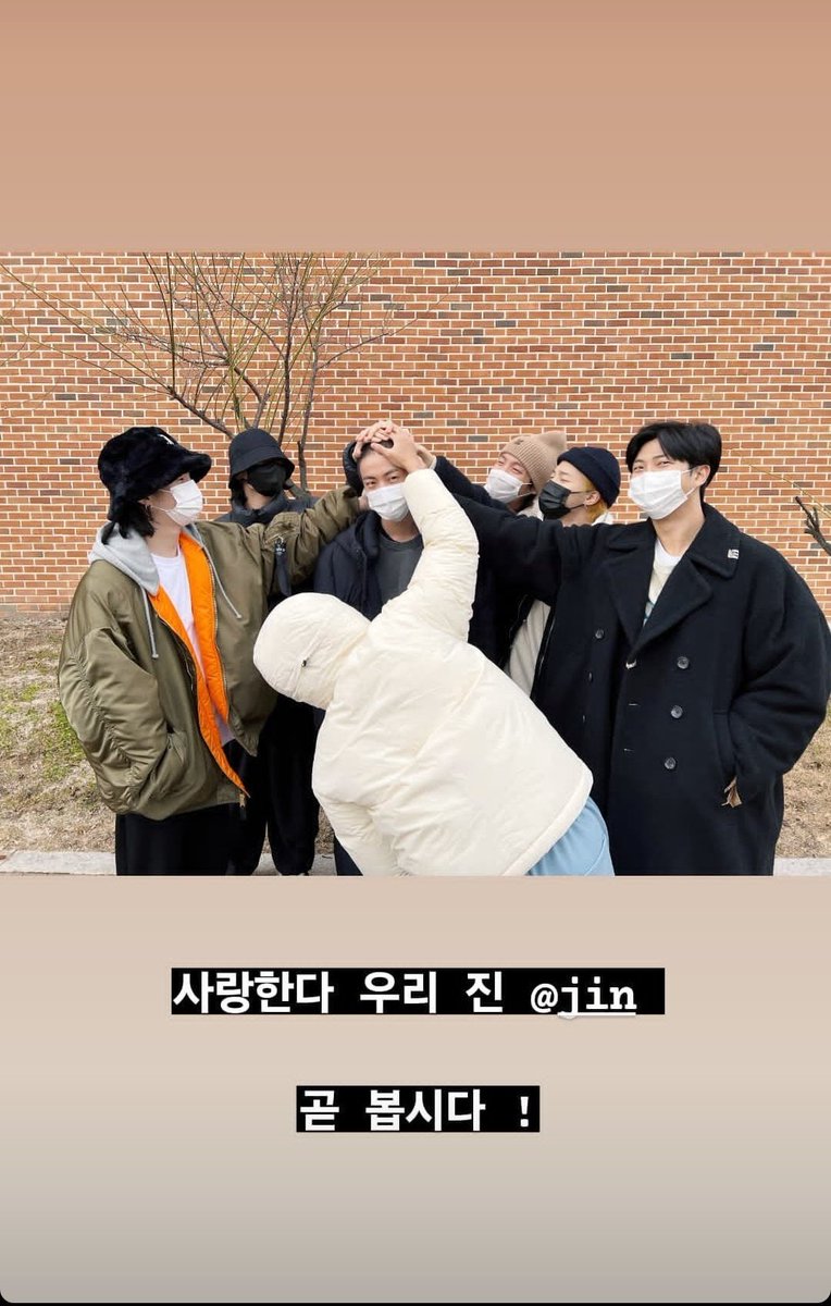 bangtansRM's tweet photo. https://t.co/BMwphRSJ9d