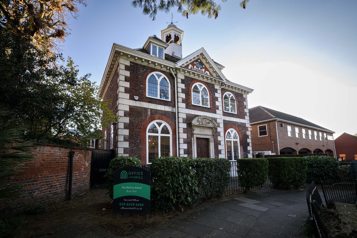 oothoffices's tweet photo. AVAILABLE NOW 325 sq ft Watford Serviced Office right next to middle of the High Street - https://t.co/yUzKRpJoG1 https://t.co/DLLkRE8ASi