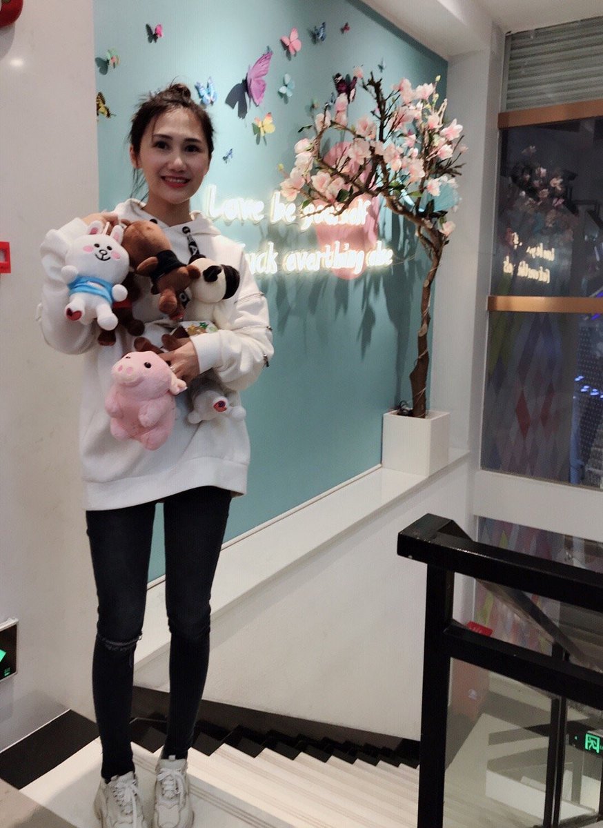 jin022158's tweet photo. Does anyone else think I'm cuter than the doll in my hand?🥰 https://t.co/I3evrtwXrv