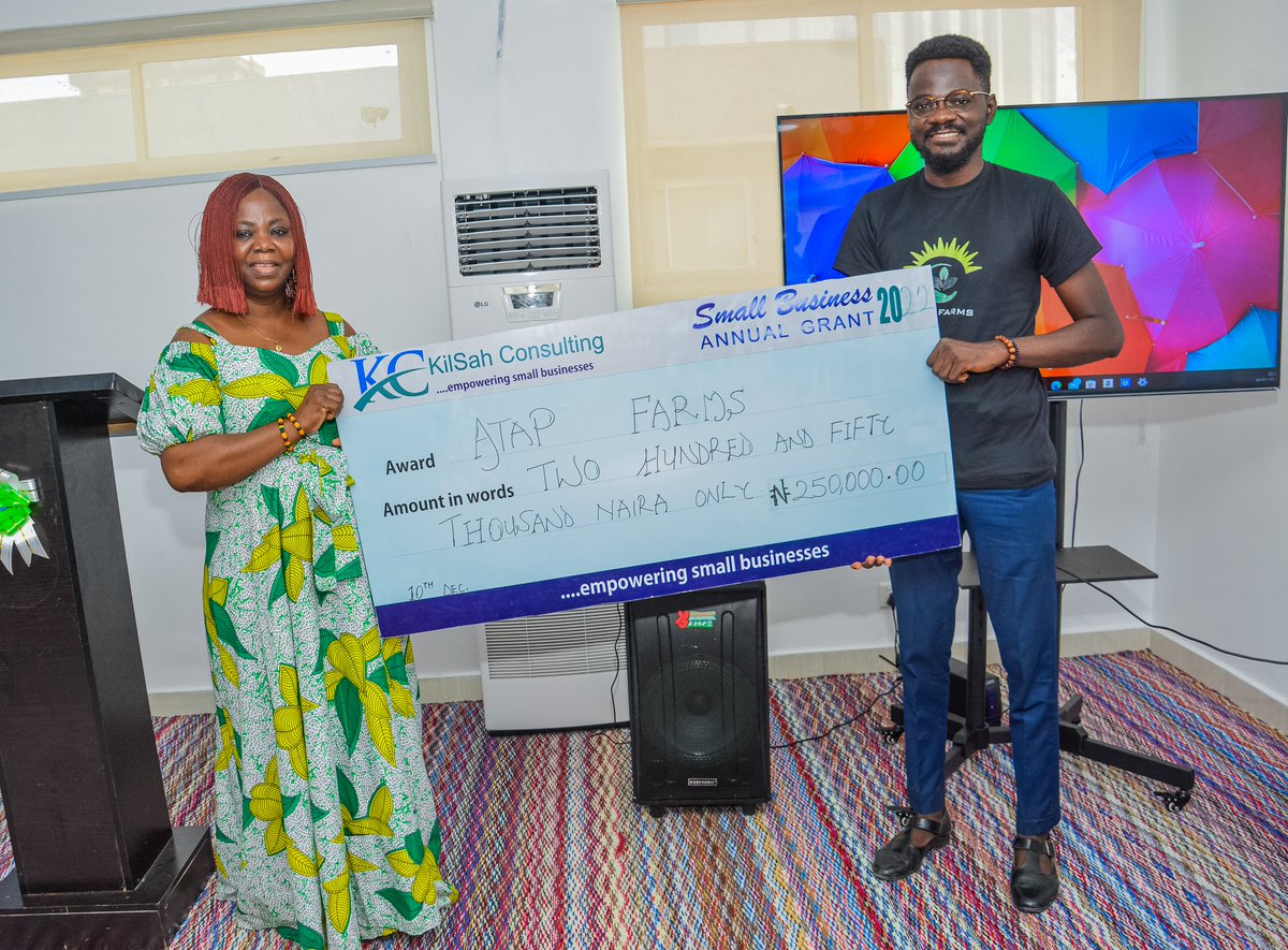 KilsahC's tweet photo. At our end-of-year event this past Saturday, the grant winners received their awards and joined us to listen to our guest speaker, Mr. Unwana Esang (MD at Primera Microfinance Bank), and other #entrepreneurs.
 
Mr. Esang spoke on ways #msmes can build structure and #accessfinance https://t.co/92U5Uvs5vM
