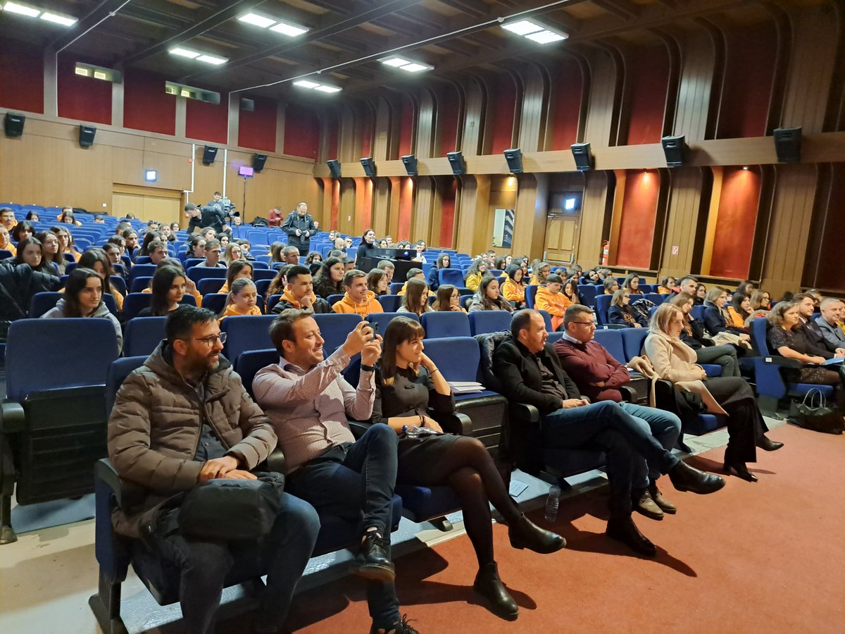 NGO_PEN's tweet photo. 🎉Today we are certifying the #Techstitutioners!🎉
🙋The followers of the #Techstitution program💻 from all over Kosovo have gathered today in Prishtina. For the past three months, these young men and women learned different programming languages. https://t.co/WVHiL7b9gP