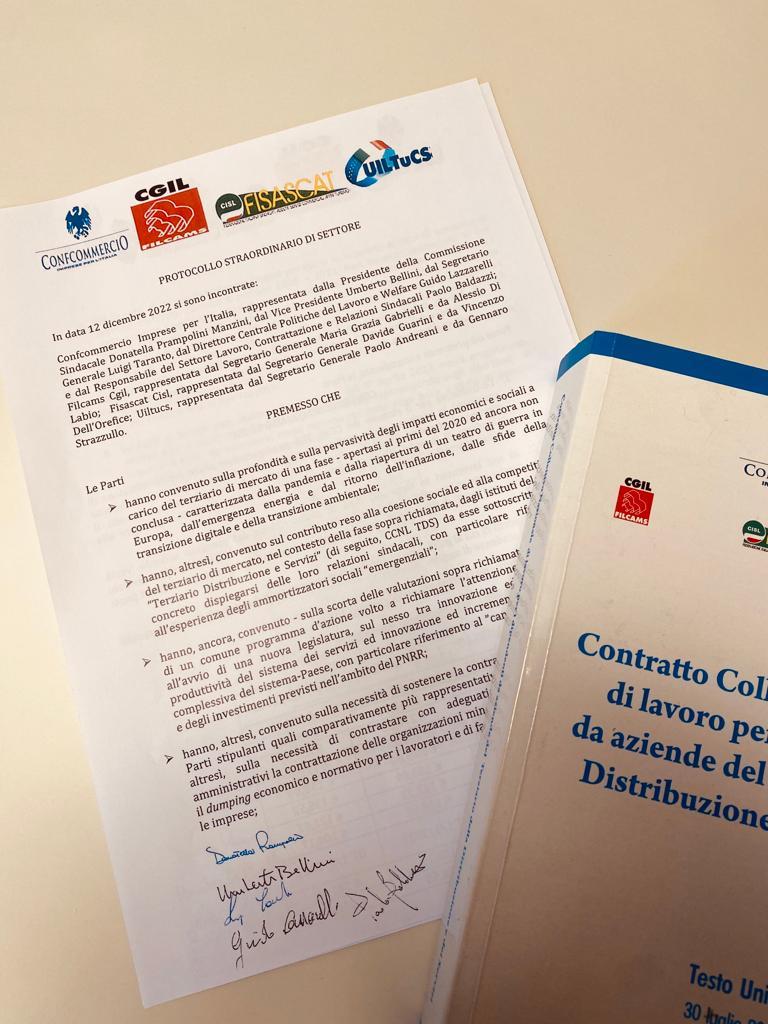 Confcommercio tweet media