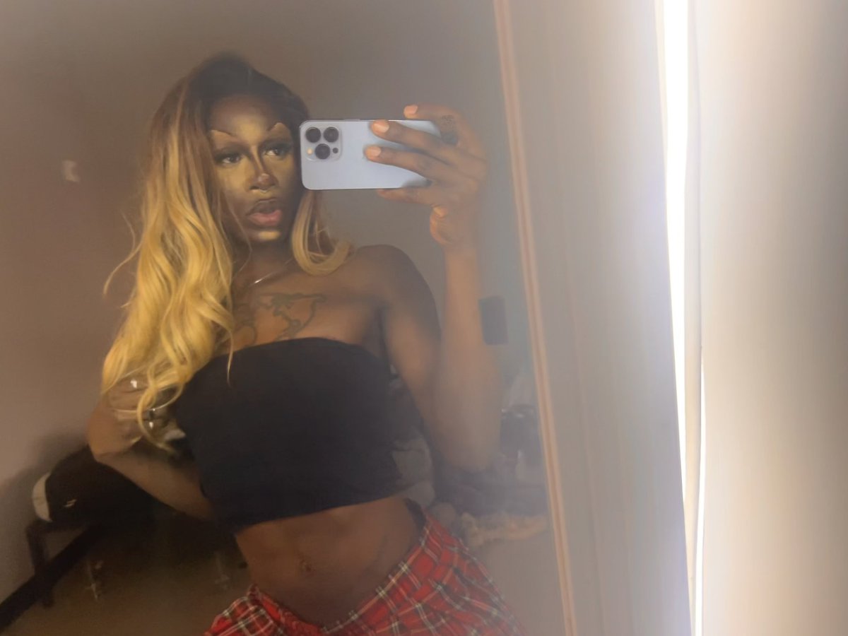 jonbunnyramsey's tweet photo. Bimbo Season. #crossdresser #cd #transvestite #cdusa #drag #feminization #femme #femmeboy #femmequeen #fishy #woman #black #bimbo #bimbofication #blonde #blackgirl #blackboy #hyperfemme https://t.co/TNhj5YQB7c