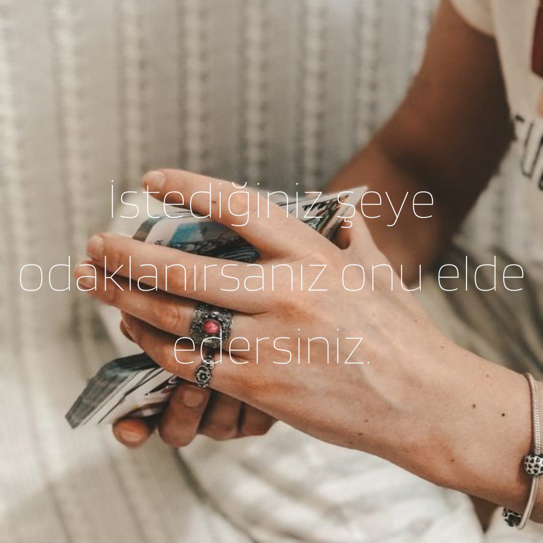 charm_trap's tweet photo. Mucizelere inanıyorum.🤍 https://t.co/uk05nU2L49