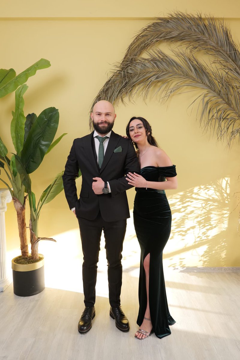 ilbyforce's tweet photo. Bu dünyayı ve ömrü,hep aynı hevesle sevgiyle geçireceğim kadınım. Sağlıklı,mutlu ve benli yaşların olsun bebeğim. . İyi ki doğdun 🎉 https://t.co/zXAooxBept