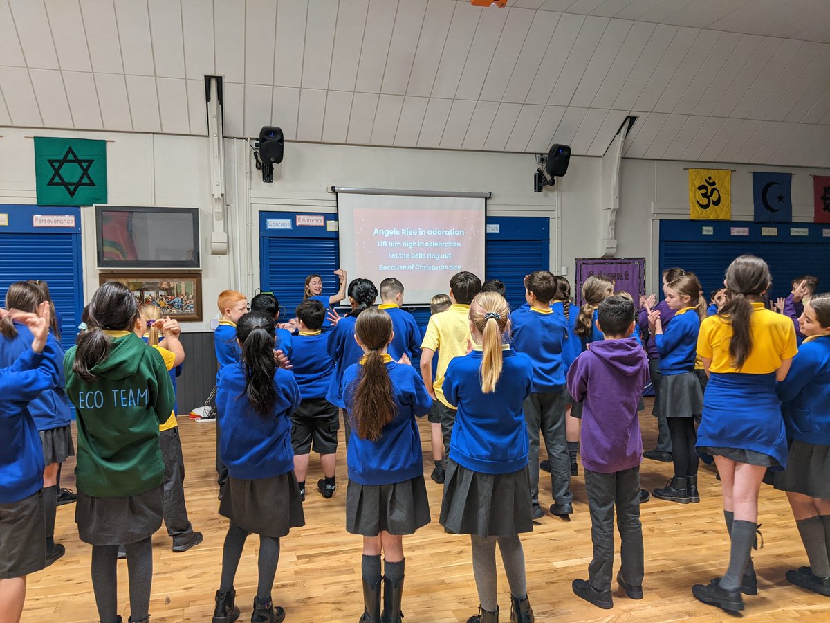 Canon Burrows CE Primary School tweet media