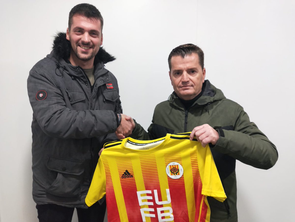 🟡🔴DANI MARTÍNEZ NOU ENTRENADOR DEL PRIMER EQUIP MASCULÍ

⚽<a href="/daanimartinezzz/">Dani Martinez Paniag</a> es converteix en el nou mister molinenc amb l'objectiu de revertir l'actual situació i aconseguir la salvació a #1cat3

🤝Benvingut a casa Dani i per molts èxits junts!

ℹ️molinsdereicf.com/noticies/relle…