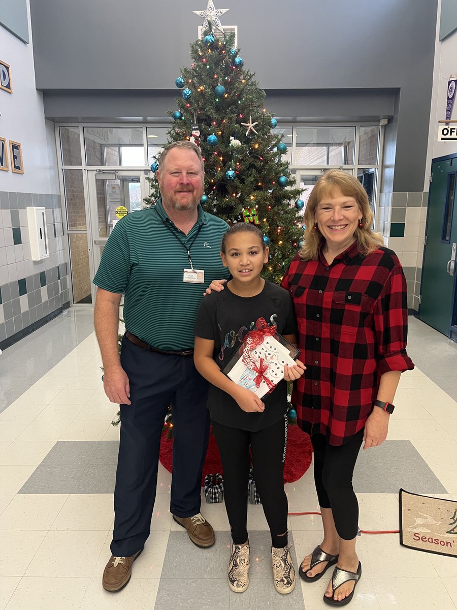 Cypress Grove Intermediate School tweet media