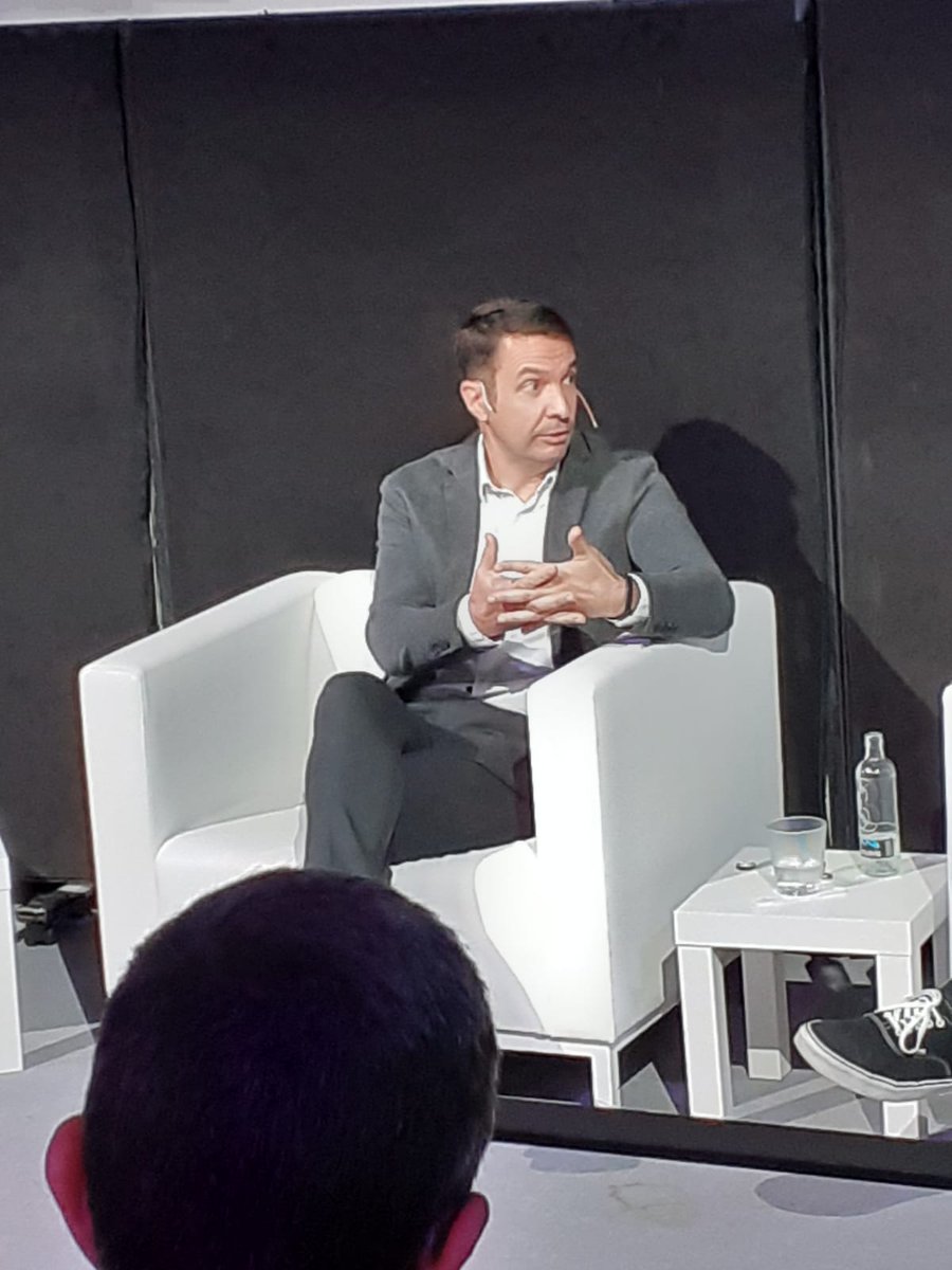 Manuel Castellano tweet media