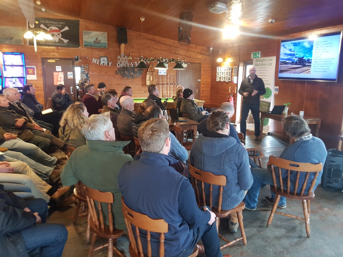 Luppod61's tweet photo. Full room with @No1FarmerJake and Tim Parton on their Regenerative Journey to seriously interested West Country Farmers. #regenerativeagriculture #futurefarming #teamdairy #teambeef #teamarable sponsored by Peer to Peer learning funding from BIP https://t.co/24FuzR8lhA