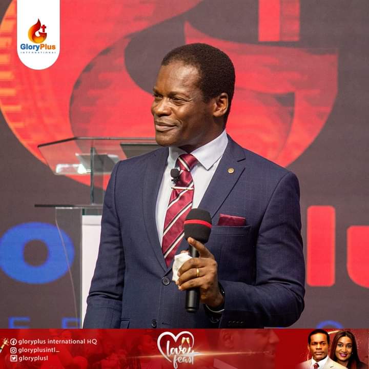 Gloryplusl's tweet photo. You will only experience what God has written about you when you follow His instructions.
Acting out what God has written about you, is what FAITH means.
Act what thus says the Lord.
#SundayService
#December2022
#divinecompensation
#EmergenceOfSons https://t.co/iO6jmvPW03