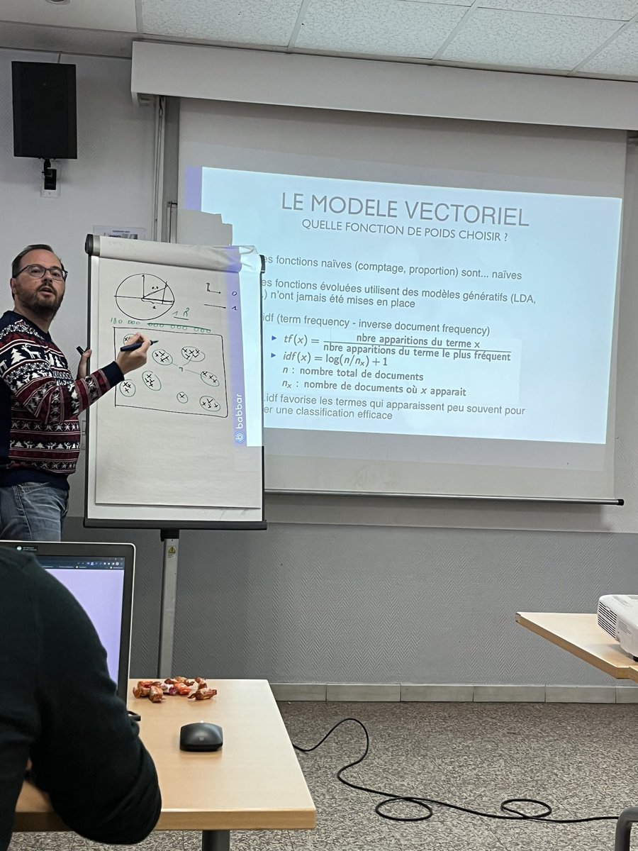 Une présentation qui vaut au moins 1000 mots 🤩 <a href="/speyronnet/">Sylvain Peyronnet</a> <a href="/GPeyronnet/">Guillaume Peyronnet</a> <a href="/BabbarTech/">Lucie de Babbar.tech</a> 

Toujours avec les rescapés <a href="/danYdan_fr/">Dan Bernier</a> <a href="/MomsDeNice/">Mohamed Zantour</a>  😂