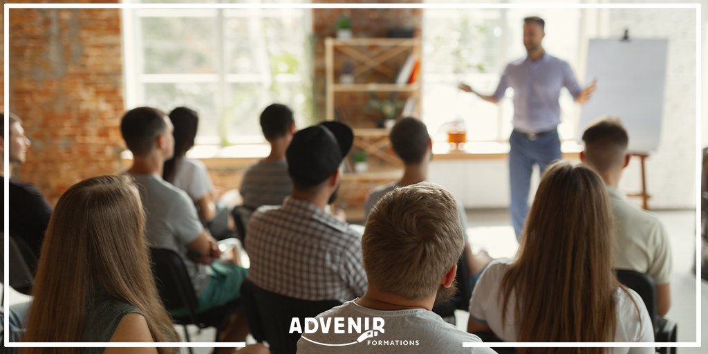 JeRouleEnElec's tweet photo. 5⃣0⃣% de l'objectif atteint ! 🎉

En novembre 2022, ce sont plus de 25 000 personnes qui ont déjà été sensibilisées ou formées à la #MobilitéElectrique par le programme #AdvenirFormations. 🚗⚡️

Cap sur les 50 000 d'ici fin 2023 ! 😎 https://t.co/OAGACCflp0