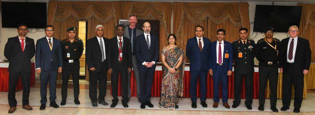 DRDO_India's tweet photo. #DRDOUpdates | Indo-US JTG Co-chair Dr. Chandrika Kaushik , DG(PC&amp;SI) hosted Mr Terry Emmert, PDCTO(MC), U.S Co-chair in New Delhi. The bilateral meeting focused on strengthening R&amp;D collaborations &amp; explore new areas of mutual interests.
@DefenceMinIndia 
@SpokespersonMoD https://t.co/ORvpDLT7HG