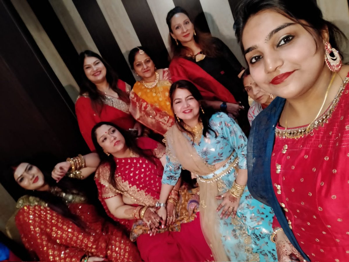 MiniSGautam's tweet photo. ✨❤️❤️❤️❤️✨

Surbhi's Wedding and Vidai.. Finally Happily Ever After! 😍😍

#wedding #ceremony #Vivah #shaadi #function #vidai #bidai #indianwedding #bodhgaya #gaya #buddharesort #minisiddharthagautam https://t.co/UzSWNttJ80