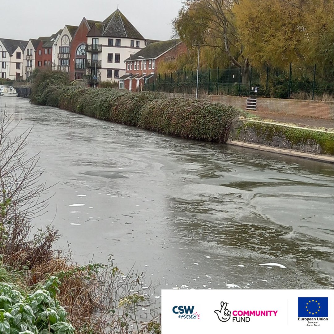 Focus5_BBO's tweet photo. We hope you're all keeping warm and safe during these cold days. Key Worker Vicci and her young person took a stroll along Exeter Quay yesterday and the canal was completely frozen... might be too cold? 😅❄️⛄️ #TNLComFundESF #coldweather #staysafe https://t.co/ANQbNOGACw