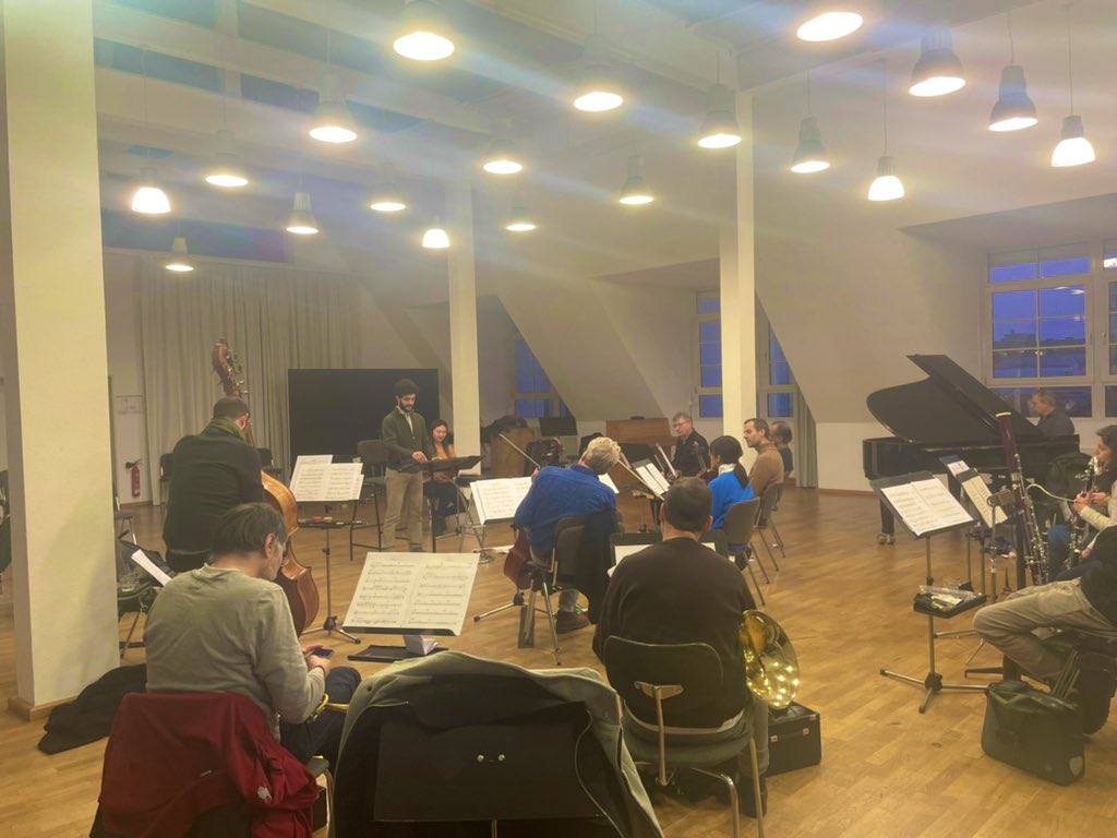 Zhenyan Li (@li_zhenyan) on Twitter photo German premiere of my piece ‘Hashigakari’ will happen tonight at 7:30pm <a href="/operfrankfurt/">Oper Frankfurt</a>, performed by <a href="/ensemblemodern/">Ensemble Modern</a> and conducted by <a href="/marchajjar_/">Marc Hajjar</a> !
👇🏻👇🏻👇🏻
oper-frankfurt.de/en/season-cale… German premiere of my piece ‘Hashigakari’ will happen tonight at 7:30pm <a href="/operfrankfurt/">Oper Frankfurt</a>, performed by <a href="/ensemblemodern/">Ensemble Modern</a> and conducted by <a href="/marchajjar_/">Marc Hajjar</a> !
👇🏻👇🏻👇🏻
oper-frankfurt.de/en/season-cale…