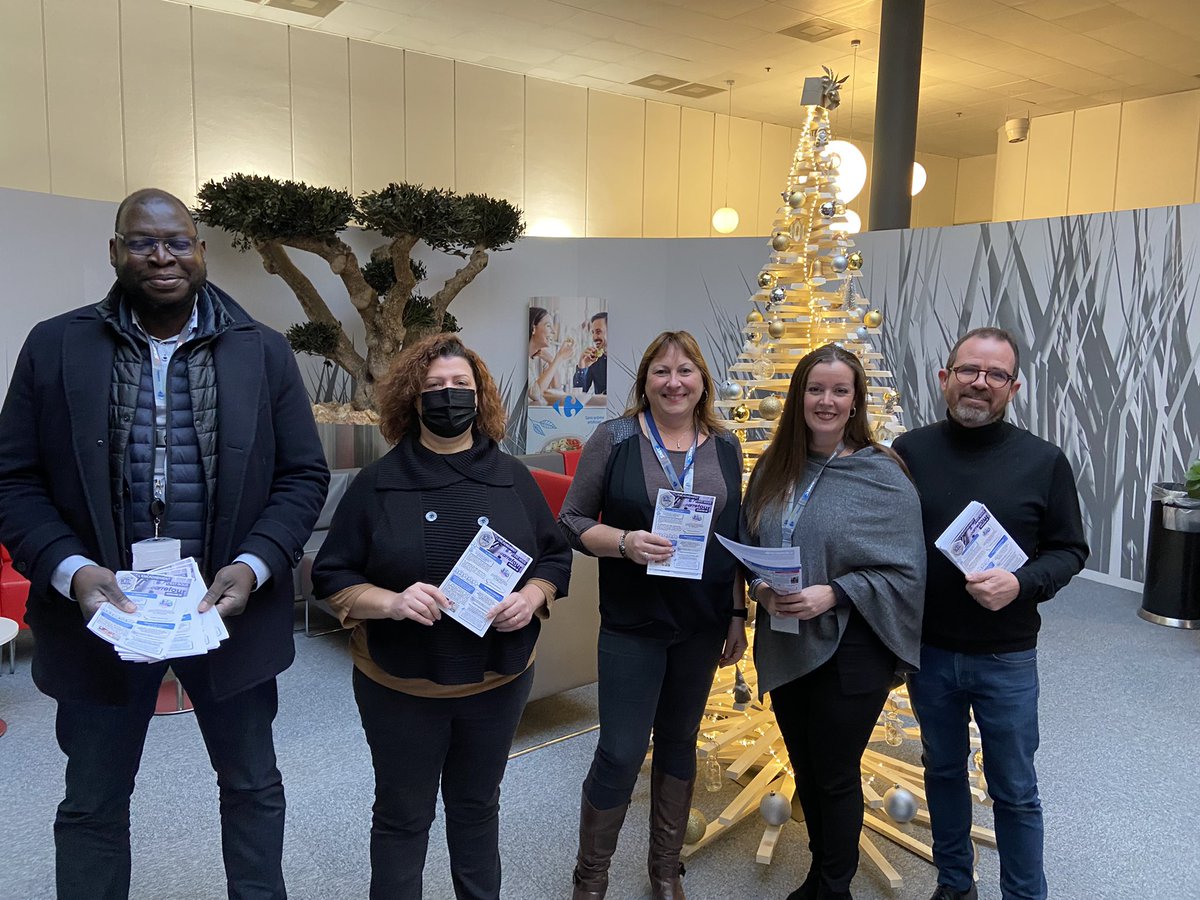 SNEC_Boulsa's tweet photo. #ToujourspresentSNEC
sur le siège #supply @GroupeCarrefour d’Evry. Distribution de l’Actu’SNEC et du Tract sur le bon d’achat de 30€ que le @SNEC_CFE_CGC a obtenu pour le siège de la Supply.
Un grand merci à nos élus @SNEC_CFE_CGC pour leur mobilisation .
#Lencadrementcestnous https://t.co/pGhwgHthsG