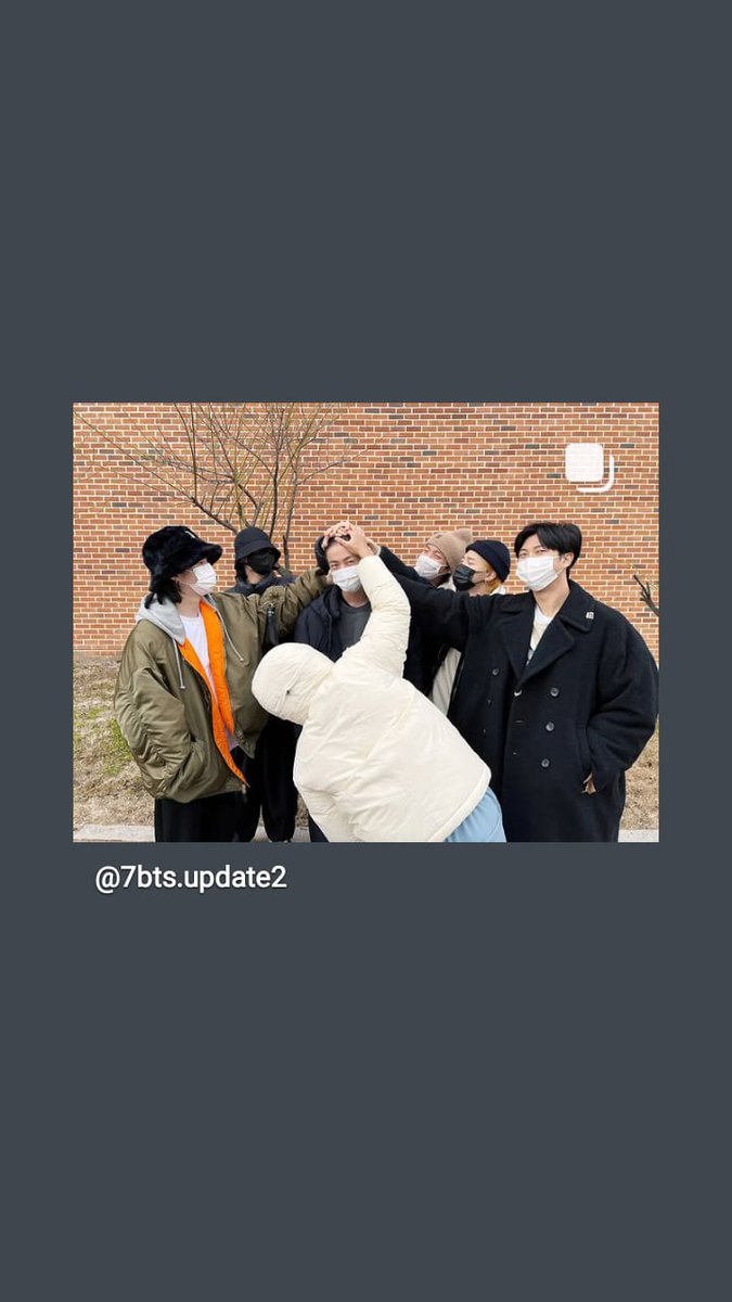 _frostinesssuga's tweet photo. Annyeong uri astronaut, kami melepas mu menjalankan tugas dengan rasa bangga dan kami akan menunggu mu kembali , see you soon 2024 , 2025 OT7 #석진이_없어도_울지않고_기다릴게 #WeWillWaitForYouJin #SafeFlightOurAstronaut https://t.co/3lX5ODy37E