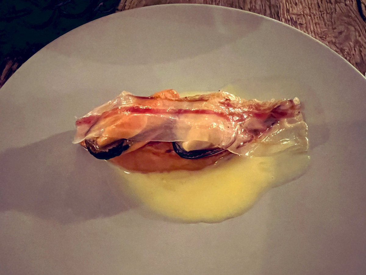 Jozetsu_Samurai's tweet photo. The World's 50 Best Restaurants常連(Paris内最高位) #Septime に運良く訪問!
独創性が凄く、意味不明でした☺️ https://t.co/dPC3Yppe7x