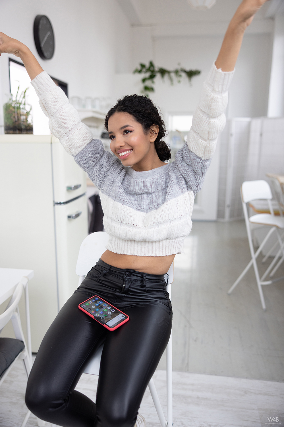 BabeSource on Twitter: "Valery Ponce - Watch 4 Beauty | https://t.co