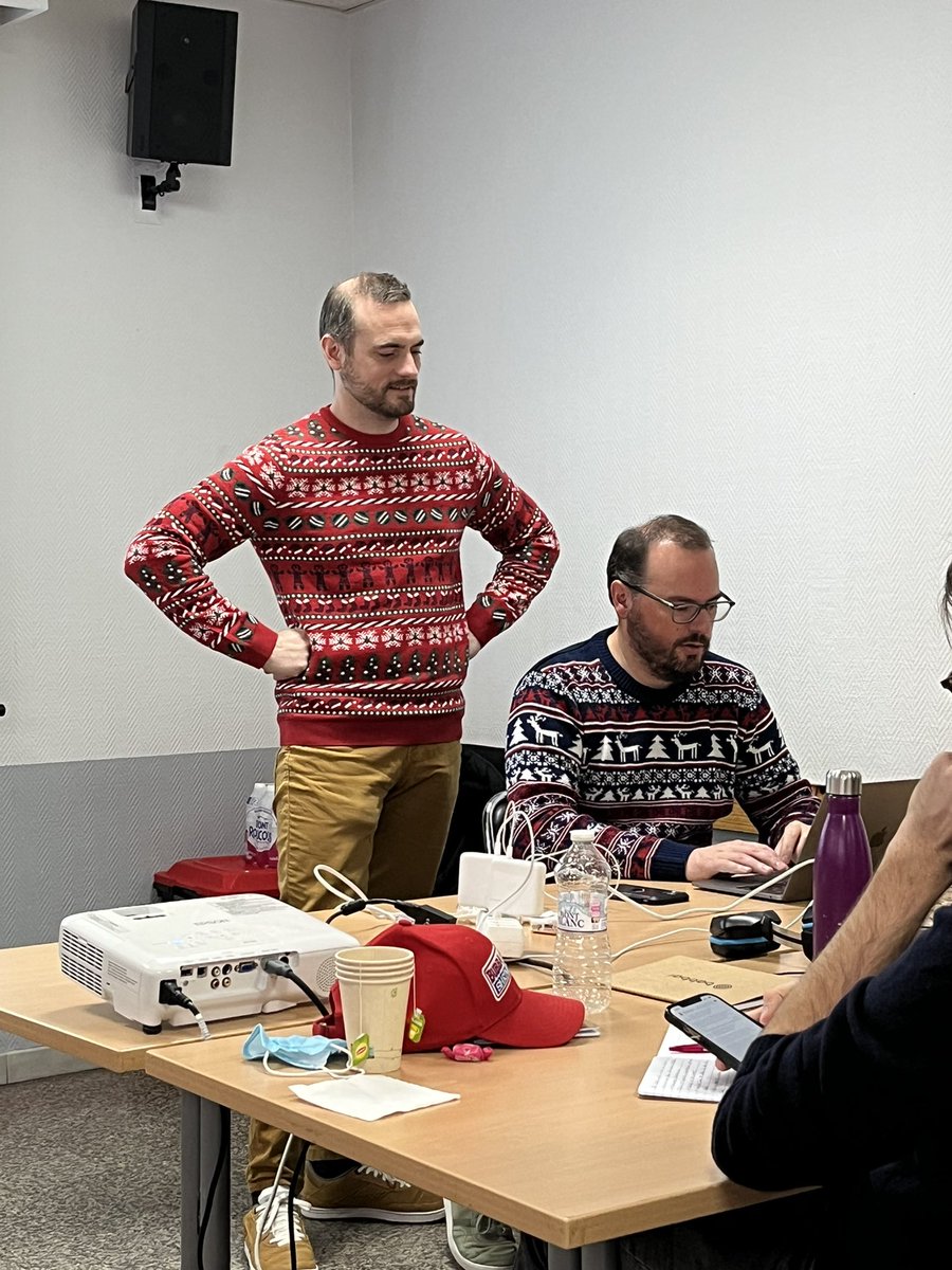 Comme un parfum de Noël 🎄 <a href="/BabbarTech/">Lucie de Babbar.tech</a> <a href="/GPeyronnet/">Guillaume Peyronnet</a> <a href="/speyronnet/">Sylvain Peyronnet</a>