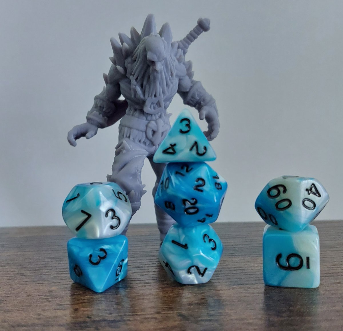 BourneRpg's tweet photo. This months Patreon is the Frost Giant Jarl's dice set.
https://t.co/dItufq8QAT 

#dnd5e #DnD #SmallBusiness #Patreon https://t.co/9uFJo9EY7x
