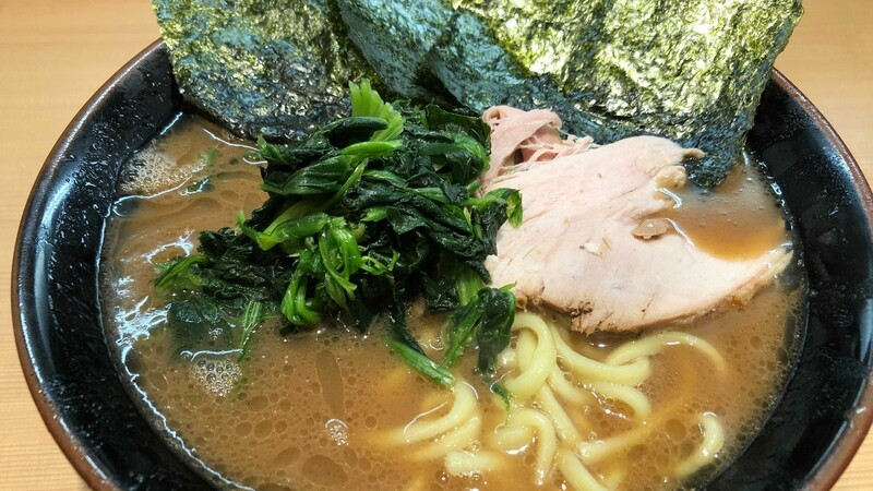家系ラーメンの海苔をスープに浸して柔らかくなった海苔をご飯に巻いて食べるのが好きだった人生だった 