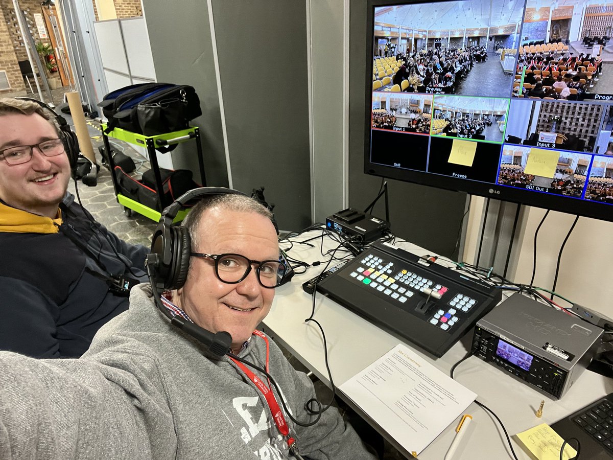 LTUMediaCentre's tweet photo. Ready to go live for the first of our Winter Graduation Ceremonies @LeedsTrinity https://t.co/DyMZgpYuoT