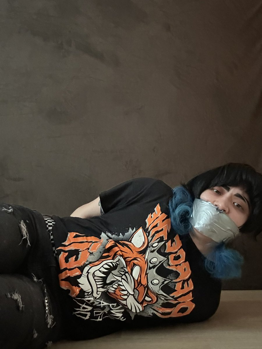 Taped Emo Boi tweet media