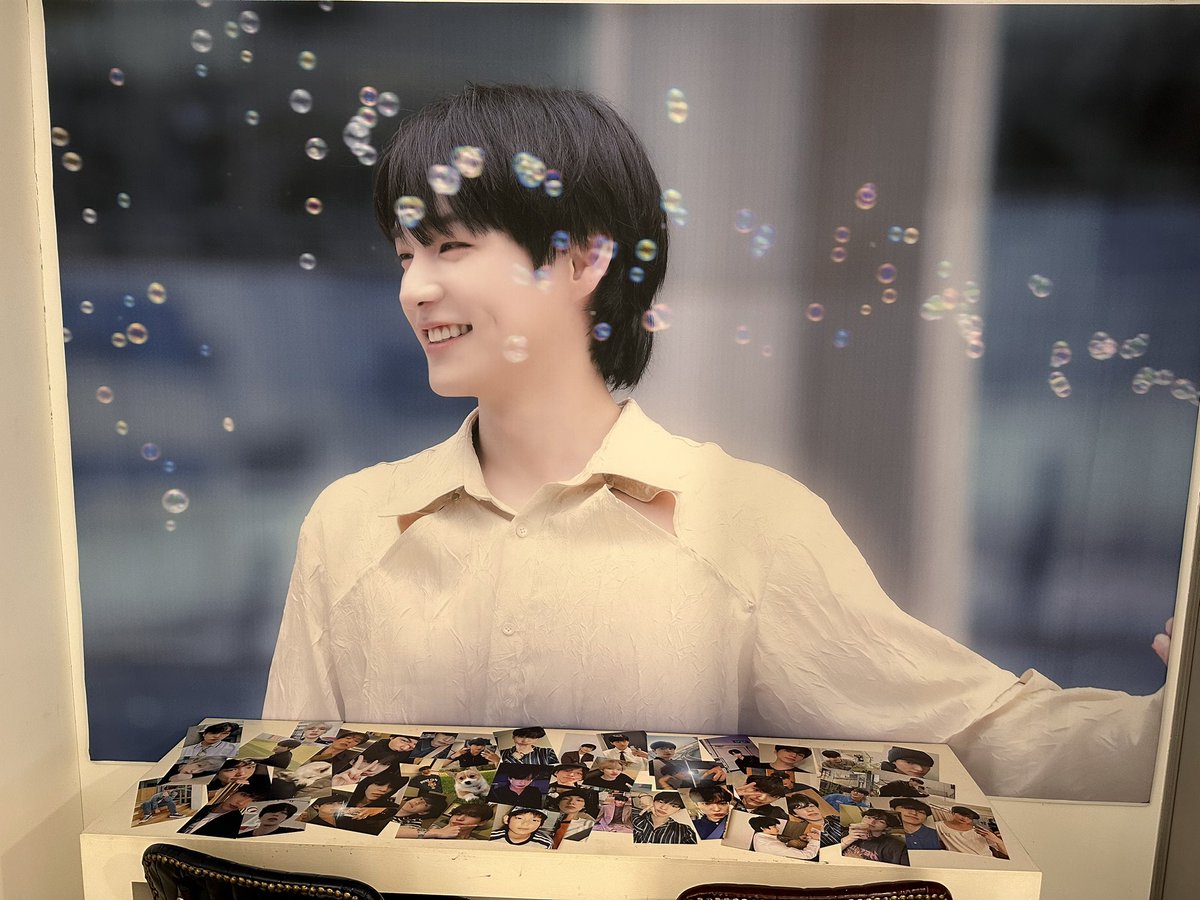 찬아🖤 생일 미리 추카해~~
열심히 준비한 생일 카페 너무 예쁘다…
보면서…찬이랑의 추억이 생각났어🥹
찬아…보고 싶다…사랑해🫶🏻
생일 잘 보냉!!!오늘 너무 추워…감기 조심하고 옷 따뜻하게 입어~밥 잘 챙겨 먹어!
#찬란한_시간의_너는 
#Loved_Chan_AllTheTime
#허찬 #HEOCHAN