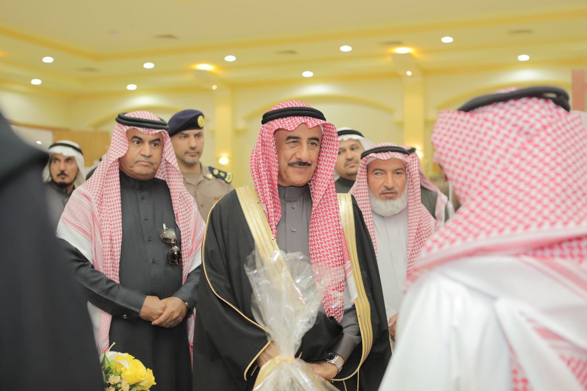 zwaj_rk's tweet photo. سعادة محافظ #رياض_الخبراء أ: فهد السلطان يفتتح معرض مبادرة #الصلح_خير .
ويُشيد بتنوع المعرض من خلال الأركان المشاركة التي تهدف لنشر فضيلة الصُلح في المجتمع . https://t.co/O6OsLXchVL