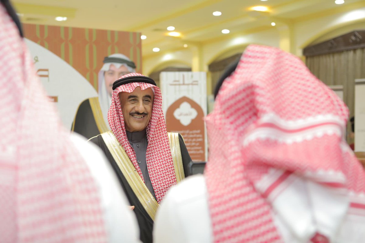 zwaj_rk's tweet photo. سعادة محافظ #رياض_الخبراء أ: فهد السلطان يفتتح معرض مبادرة #الصلح_خير .
ويُشيد بتنوع المعرض من خلال الأركان المشاركة التي تهدف لنشر فضيلة الصُلح في المجتمع . https://t.co/O6OsLXchVL