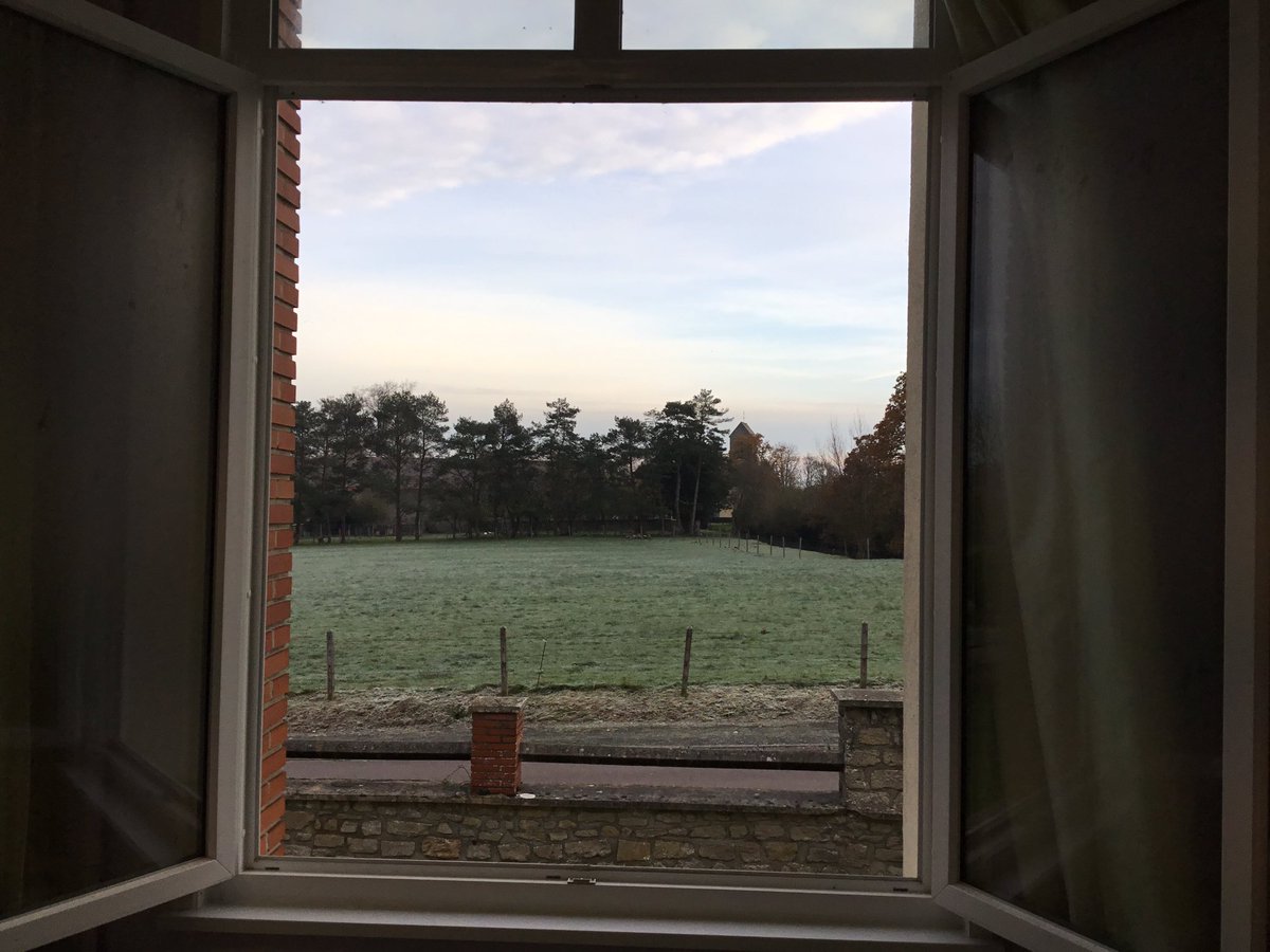 Voici notre photo pour notre participation à #Twoulipo #EQ27 #Parlafenetre2023