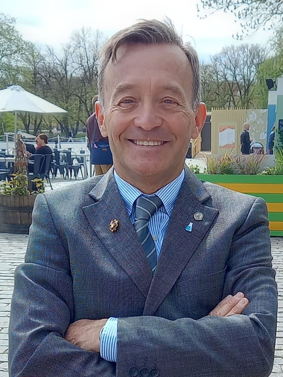 @UnanoProject (@unanoproject) on Twitter photo #UnanoTeamStory part 4
<a href="/mart1nezdelp0z0/">Álvaro Martínez del Pozo</a>, Full Professor of Biochemistry at <a href="/unicomplutense/">Complutense</a>, is working together with his team for the Unano project run under the aegis of <a href="/Una_Europa/">Una_Europa</a>. What is his focus, you can read more linkedin.com/feed/update/ur…
#bionanotechnology #UnanoTeamStory part 4
<a href="/mart1nezdelp0z0/">Álvaro Martínez del Pozo</a>, Full Professor of Biochemistry at <a href="/unicomplutense/">Complutense</a>, is working together with his team for the Unano project run under the aegis of <a href="/Una_Europa/">Una_Europa</a>. What is his focus, you can read more linkedin.com/feed/update/ur…
#bionanotechnology