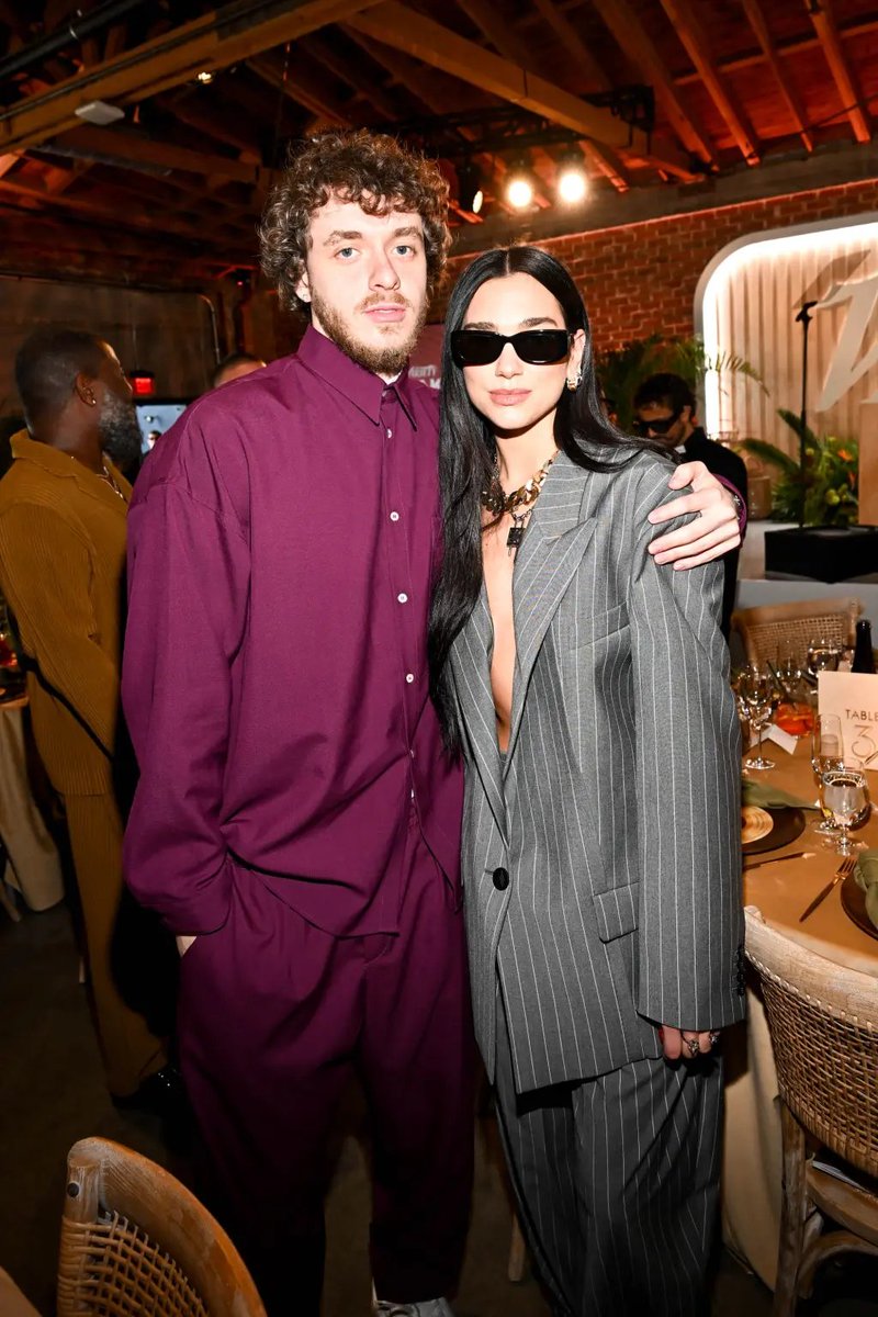 eoquefofoca's tweet photo. VEJA: Dua Lipa e Jack Harlow estão namorando e super apaixonados https://t.co/EvCdATAqR5