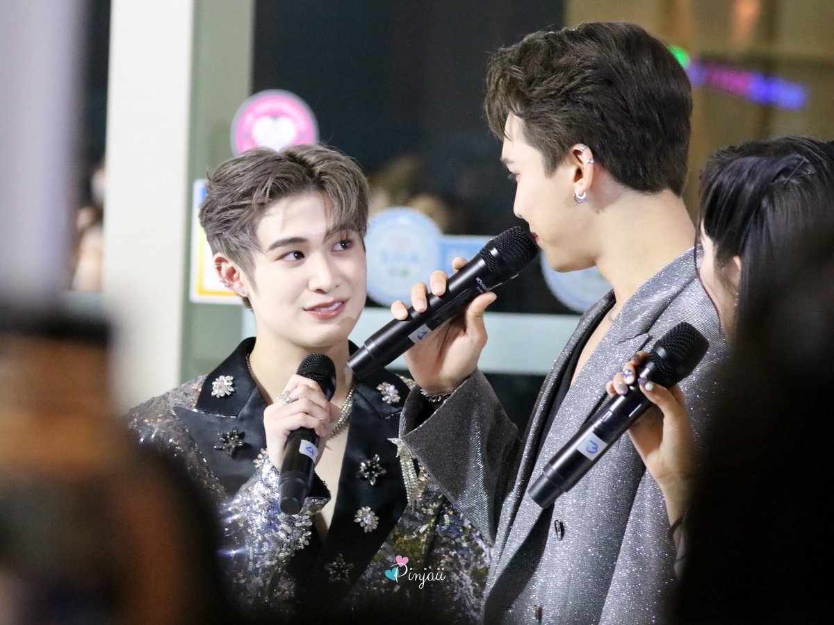_pinjaii's tweet photo. องศาเดิมเสมอ 🥹💖 
@MMaxmaxxxx @natasittttt 
#MaxNat #พี่แม้กน้องณฐ 
#ฮาร์ทดิสของแม้กณฐ 
#DMDLINEUP2023 https://t.co/JIXHPgWpED