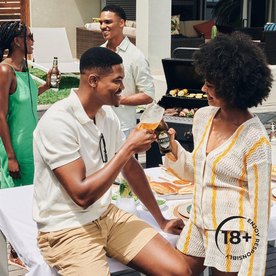 Putting meat on the braai and sipping a #CastleFree while chilling with your friends is what #FreeFriday is all about. 🍺 Reply with what plans you have for the day. 😀 #FreeToBe | castlefree.co.za