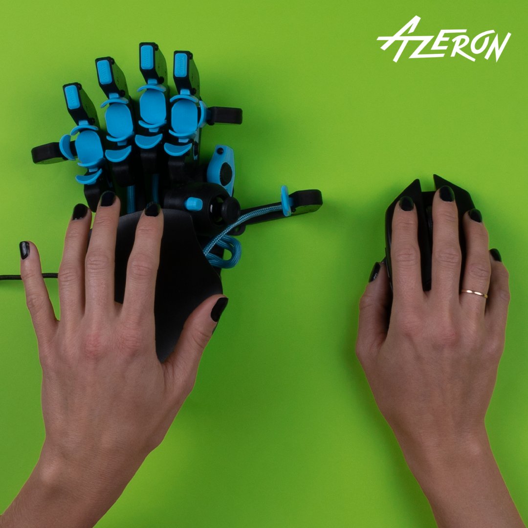 Azeron_Keypad's tweet photo. Instead of pressing the wrong keys and taking extra time to reach keys on your keyboard, the Cyborg Compact has adjustable key towers that allow you to have up to 29 mappable keys at your fingertips.

📍 Learn more: https://t.co/7AK7DgIo8z

#azeron #gamingkeypad https://t.co/hZsGab7963