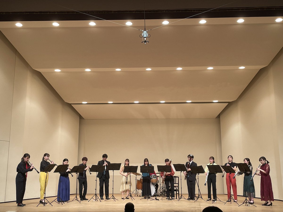 ShintaroOgawa's tweet photo. 愛知県立芸術大学オーボエ専攻の演奏会終演。
やはり期待を裏切らない出来栄えでした。素晴らしかったです。
アンコールは撮影可とのことでしたので、勇姿をば。
#FestediOboe https://t.co/qpxkCOOyER