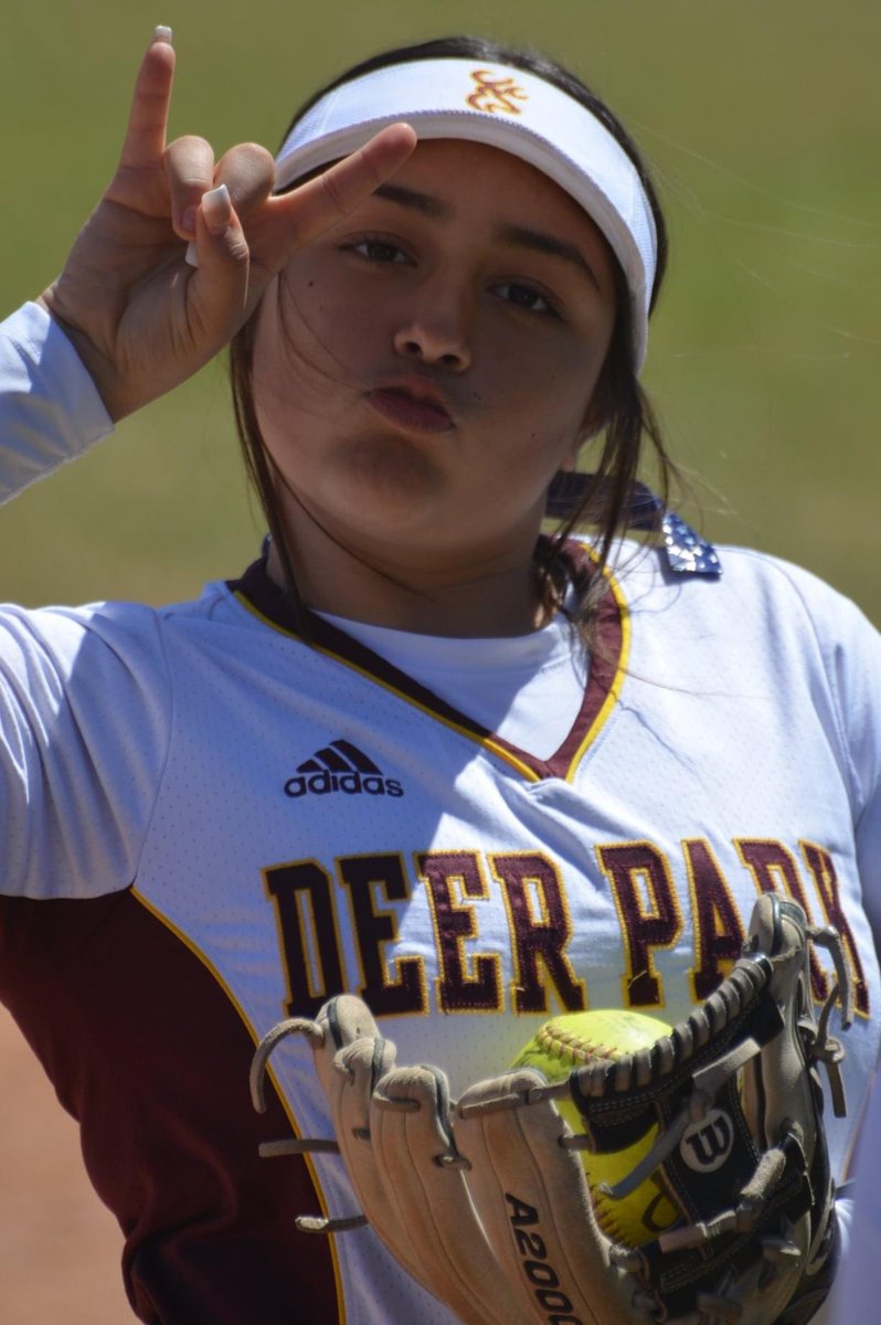 DeerPark_SB's tweet photo. One more month till the best time of the year starts 😤

#GoDeer #Softball2023 https://t.co/2OgBgLRqQ8