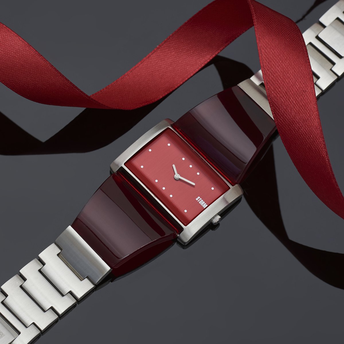 Spoil yourself with the season’s must-haves 😍
🔎 Trexa Red - Save 25% plus FREE delivery ⭐️
stormwatches.com/products/trexa…