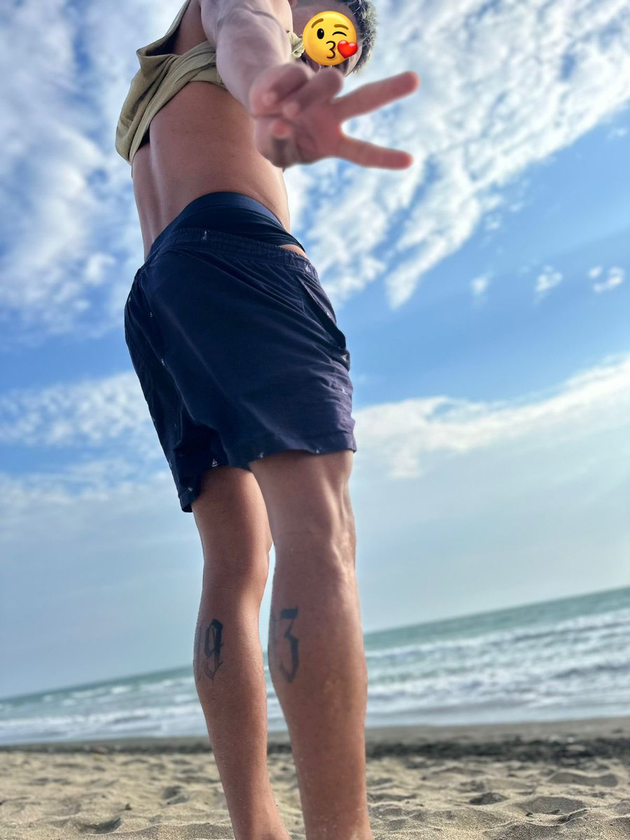 posligua7's tweet photo. 🌴 https://t.co/URUiHnC5mI