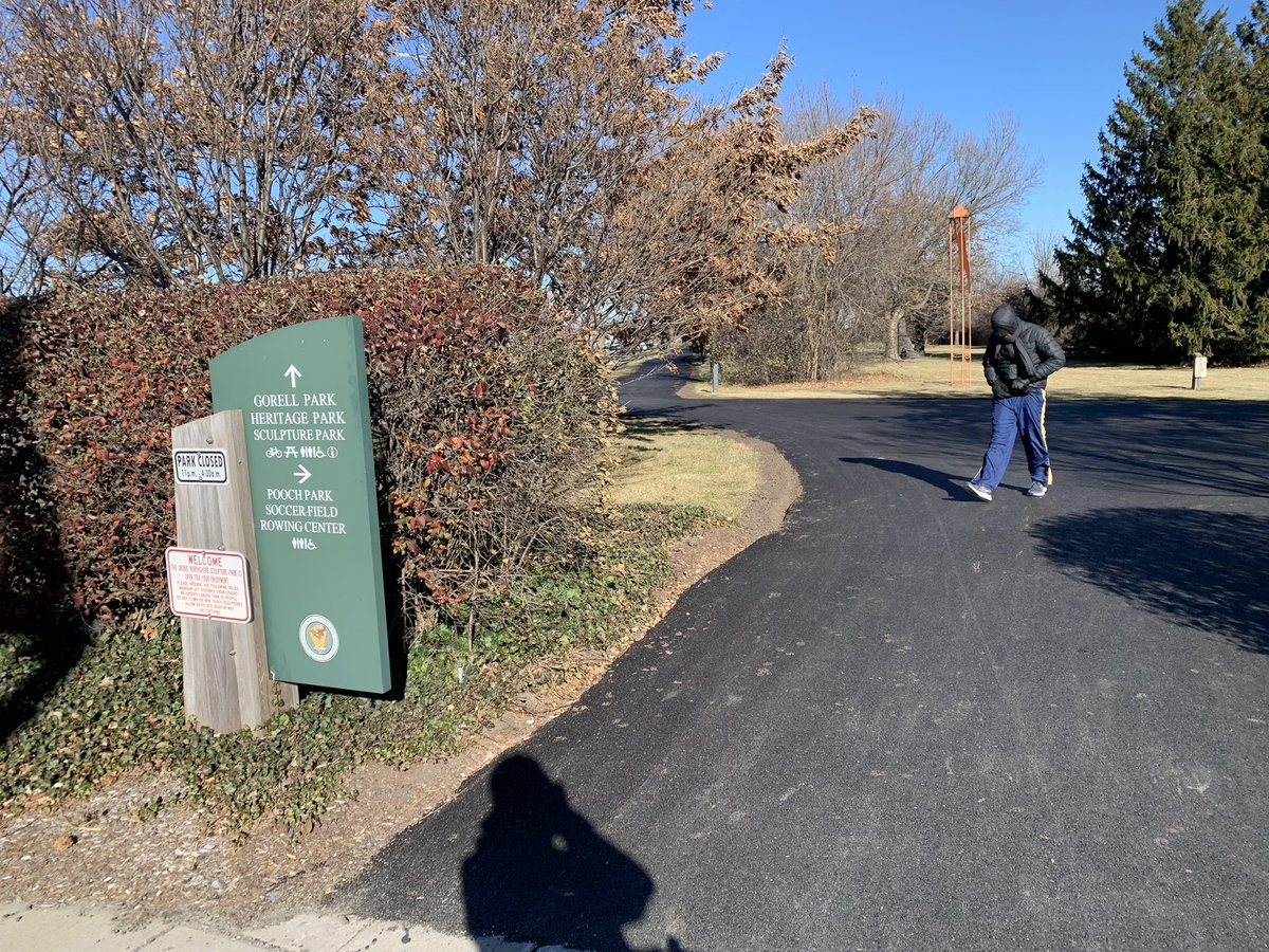 jarbaldo's tweet photo. …north of oakton @SkokieParks has repaved recently and it sure is nice! https://t.co/FisNVz4MT6