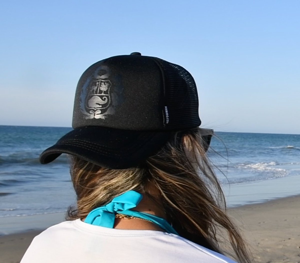 WHAIROPERU's tweet photo. Ya no falta nada para ir a la playa y no tienes tu Whairo 😱 Te dejo todas las gorras en el Link de mi Bio.. #peru #gorra #playa #verano2023 https://t.co/7DmbxLw1lR