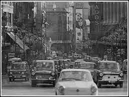 JoseLuisSTAP's tweet photo. #TalDiaComAvui 14 de desembre de 1973. #Barcelona crea la 1a #Superilla a Portal de l'Àngel. 

500 comerciants s'oposen a que els clients no puguin arribar en cotxe a la botiga. 

Una enquesta d'un gran magatzem afectat mostra el #veïnat àmpliament a #favor de #restringir cotxes https://t.co/o7ffHB9Xd2