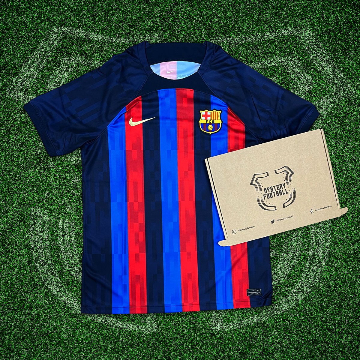 If Lionel Messi scores vs Croatia today, we will give away a Mystery Football shirt to one lucky follower! 🇦🇷 

To enter: 
1️⃣ RT this tweet
🤝 Follow us

Good luck! 🤞🏻