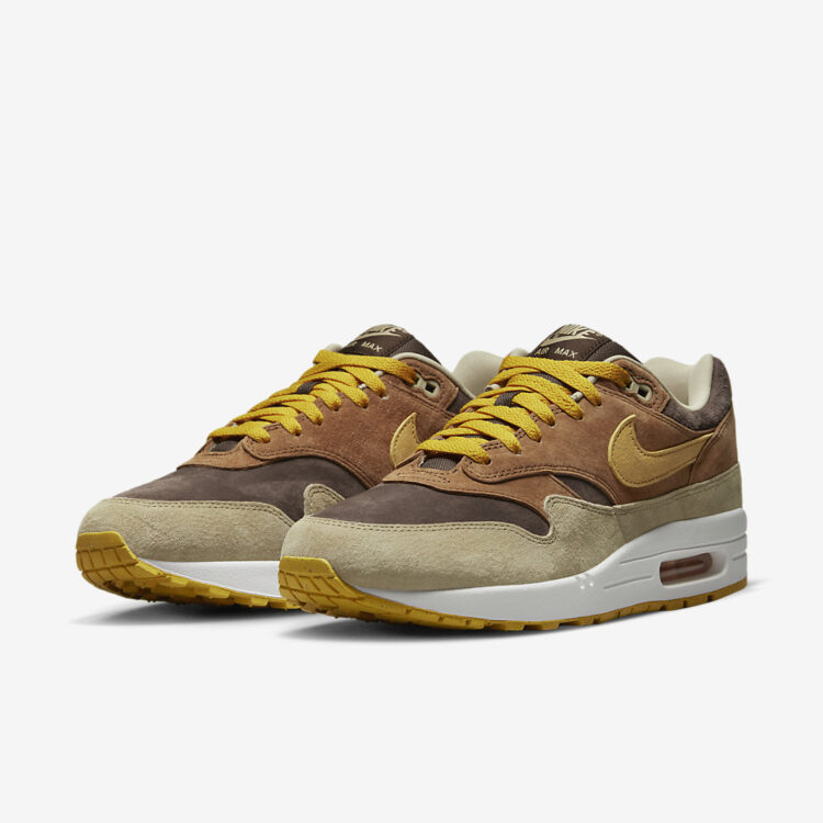 nicedrops's tweet photo. SNKRS EXCLUSIVE ACCESS SCRATCHER
Air Max 1 "'Honey Dew" &amp; "Pecan and Yellow Ochre" https://t.co/ncK73Tp8fX