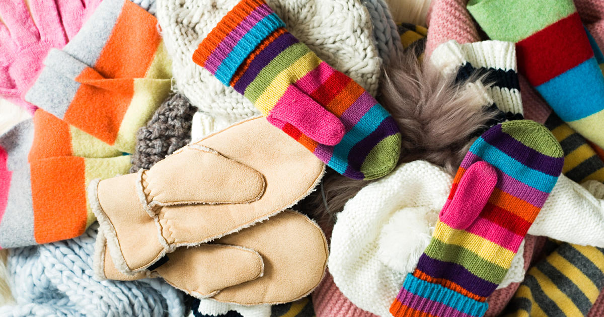 As temperatures continue to drop across the US, one group in the #PNW is working to help those around them stay warm this winter. Learn how the Seattle-based <a href="/ArtisanRefugee/">Refugee Artisan Initiative</a> is using creative solutions to support the local homeless population.

buff.ly/3WbiqOO #Seattle