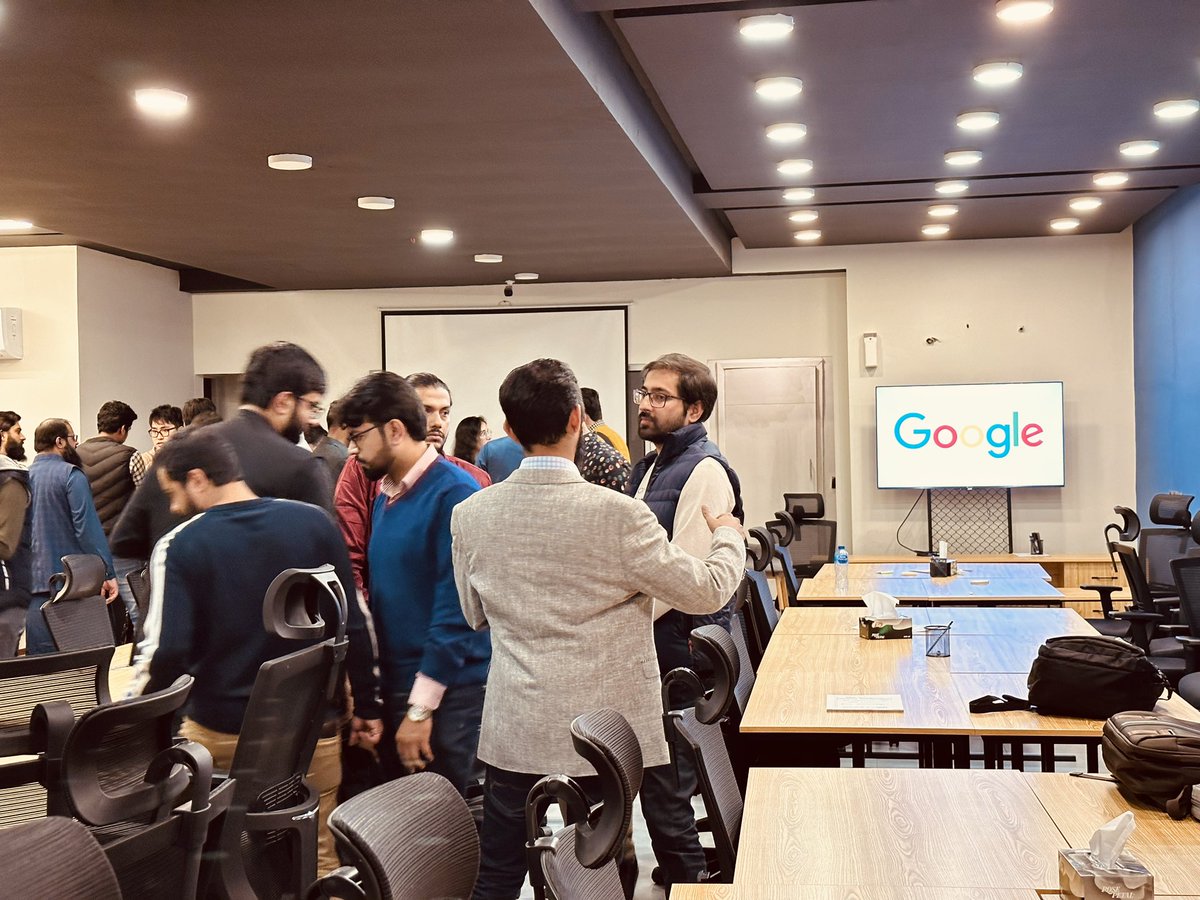 Flutter Xchange was shortlisted by Google for the App Meet & Greet held at daftarkhwan in Lahore today. 
It was surprising for me as a dev to see a whole technical world out there related to app growth and scalability!

#FlutterXchange